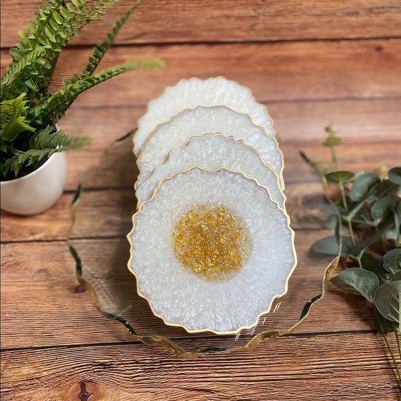 Large Geode Coaster Set of 4 - Picture 3 of 10